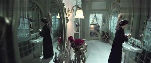 镜中魅影,揭秘虚拟世界的神秘面纱